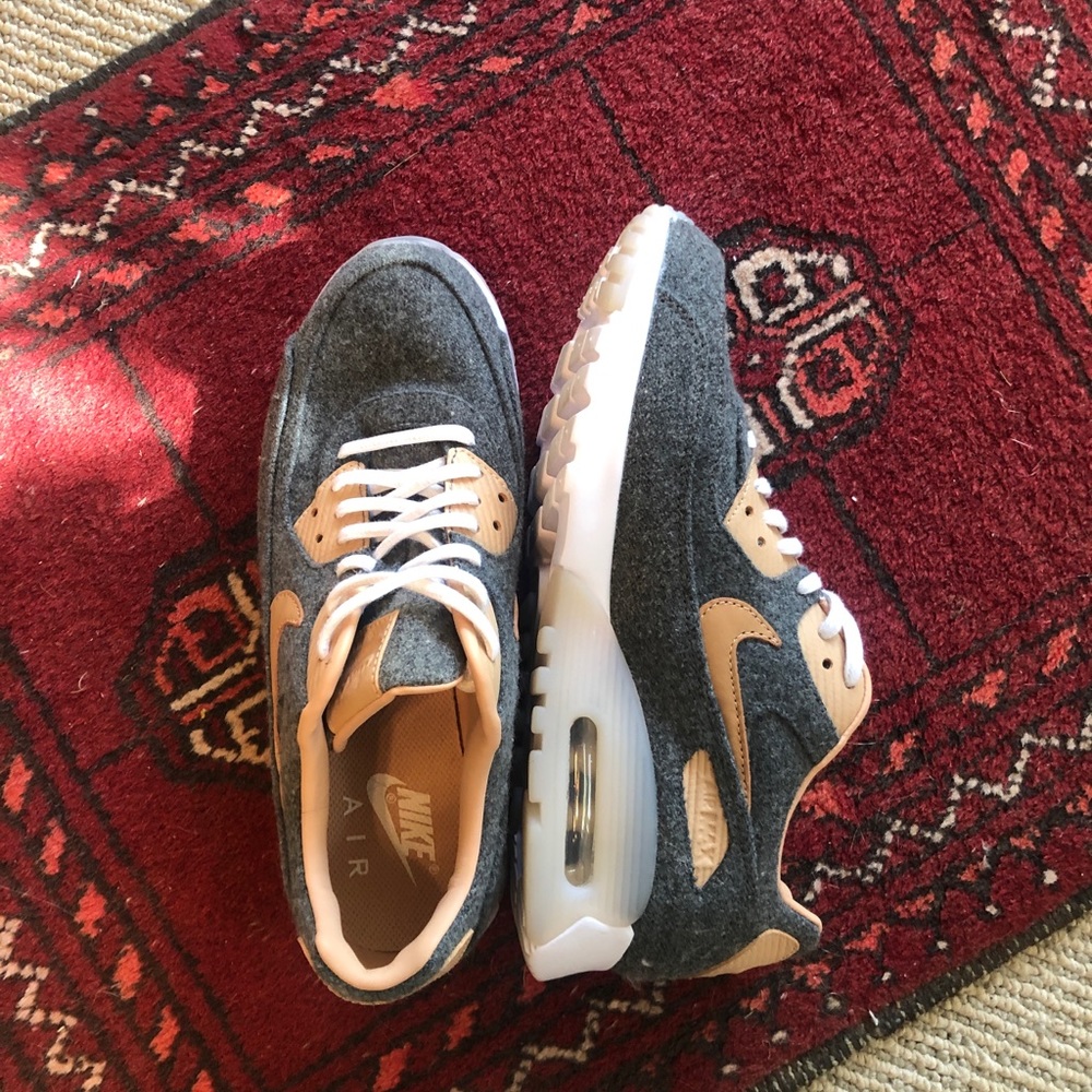 Nike Air Max 90s